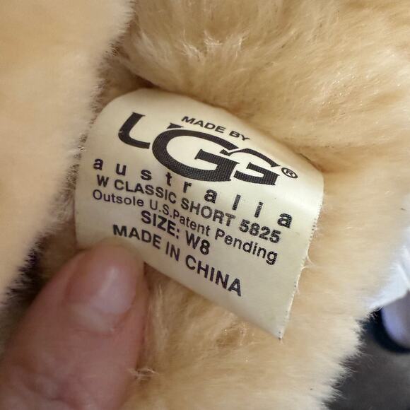 UGG Australia size 8 Camel Tone Suede Classic short Boots size 8 - Picture 12 of 16